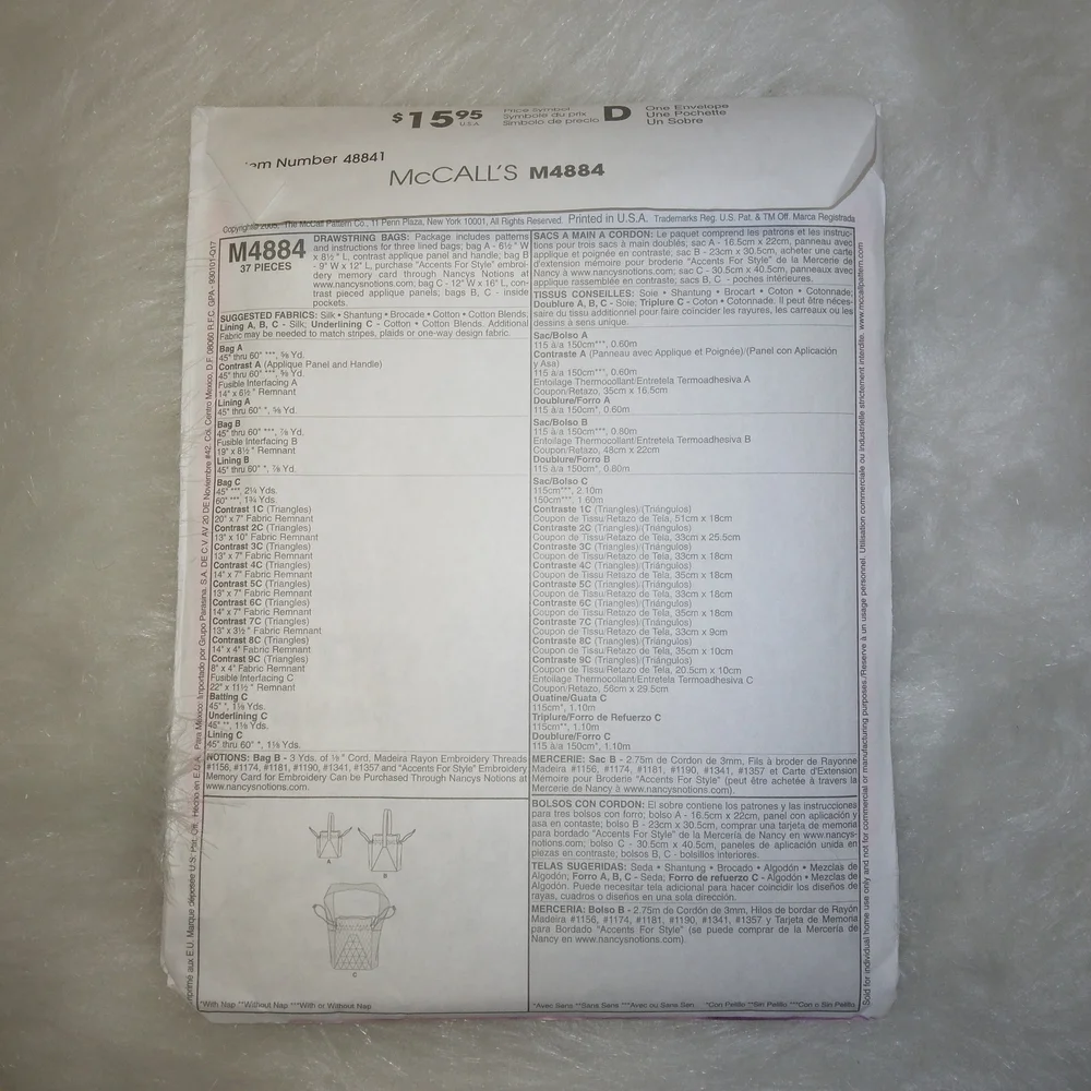 MCCALL'S M4884 Drawstring bags in 3 sized designed by Nancy Zieman new & uncut